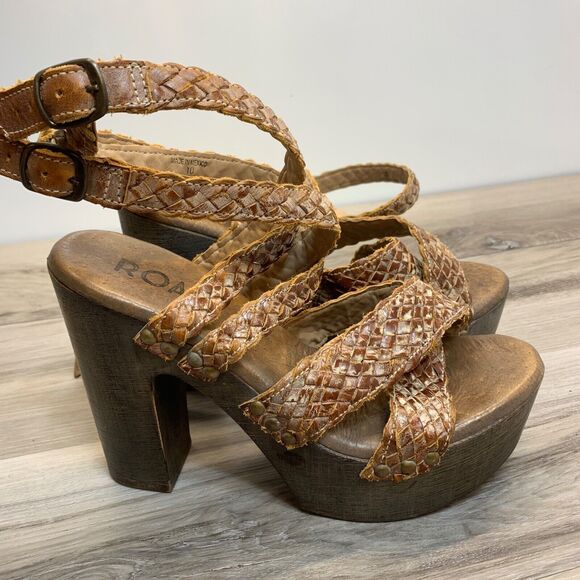 Roan Chunky Platform Heels Strappy Sandal Shoes Weave Studded Brown Size 10